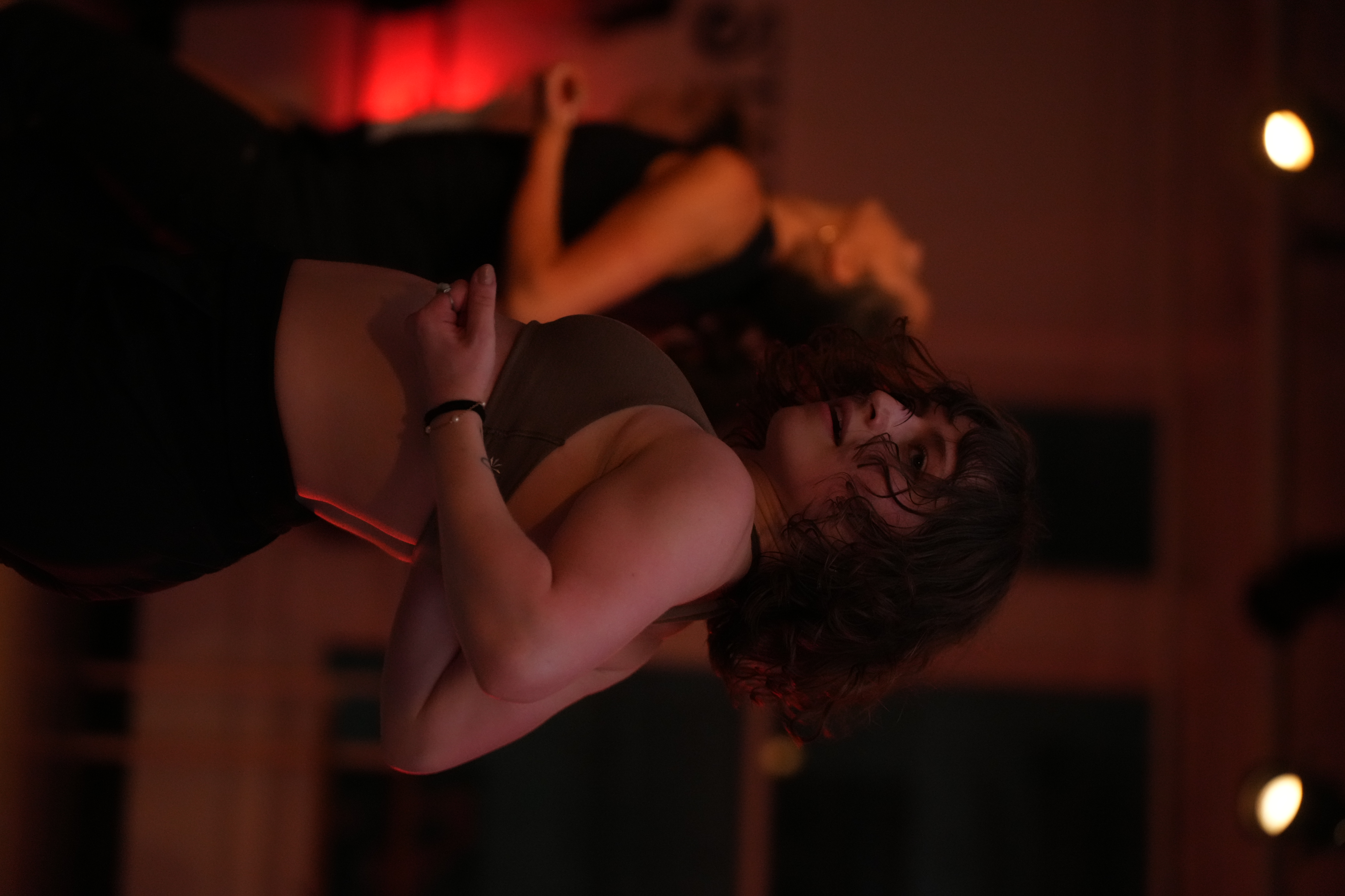 Dani Berman performing